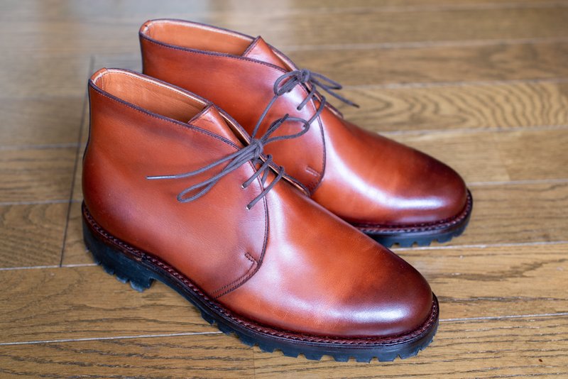 Chukka Boots: Vibram Tank Sole; Antique finish; Annonay Vegano Calf; Chestnut